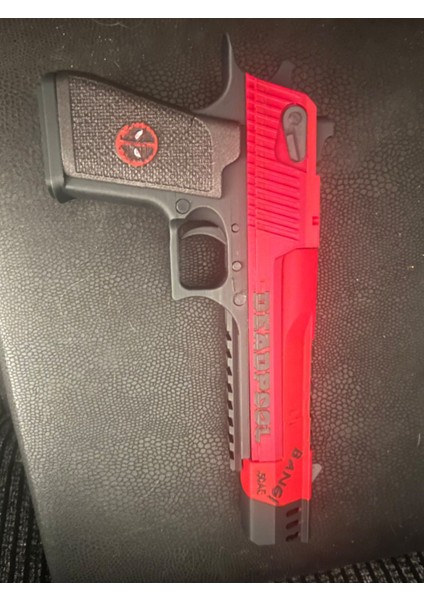 Deadpool Desert Eagle ( Deadpool Model Oyuncak Figur Tabanca )