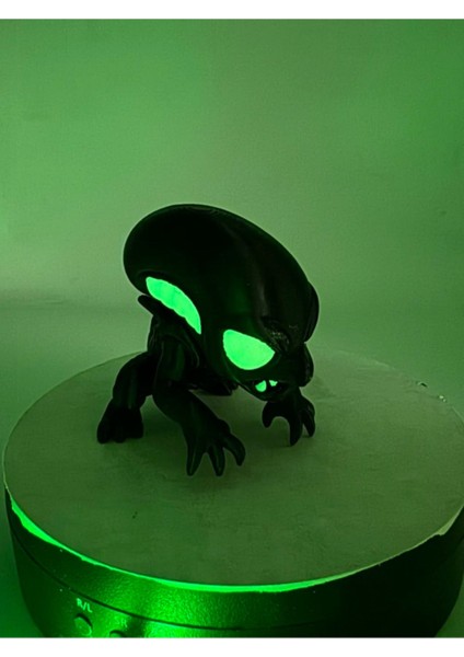 Sevimli Chibi Xenomorph Figür – Alien Canavarı