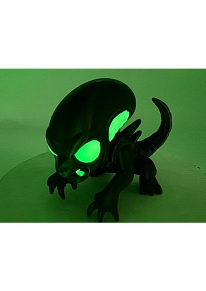 Sevimli Chibi Xenomorph Figür – Alien Canavarı