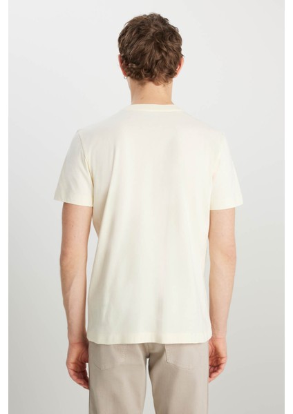 Regular Fit Small Logo Bej Erkek T-Shirt MW70MD3XME modelleri