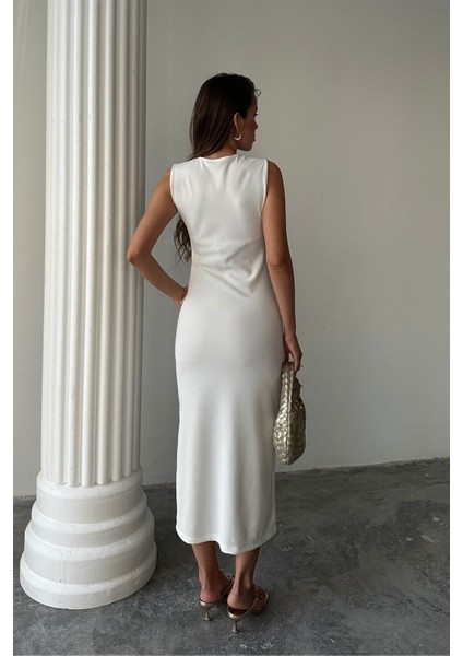 Kadın Ellie Siyah Ottoman Yırtmaçlı ve Düğme Detaylı Yazlık Elbise fırsatları