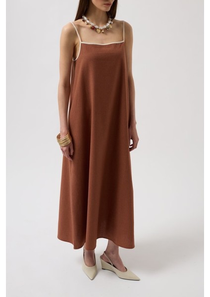 Şerit Detay Keten Maxi Elbise fırsatları