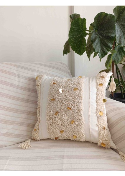 Bohem El Yapımı Ekru Renk Pullu Model 43 x 43 Kırlent Kılıfı