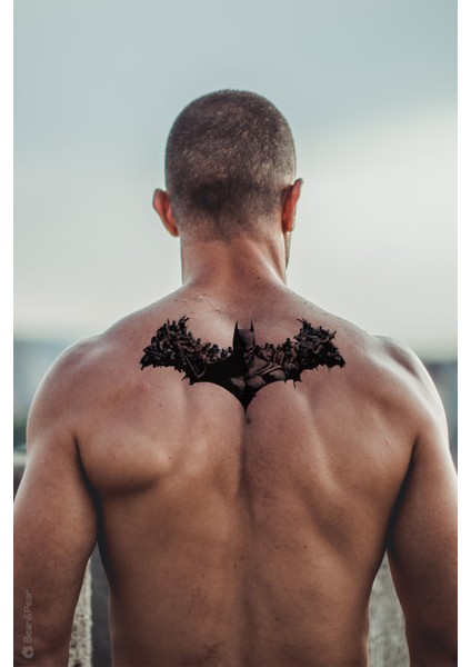Batman Dövmesi Sırt Göğüs Boyun Dövmesi Tattoo