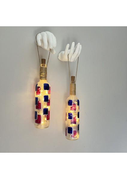 Erkek El Heykeli Dekorlu Lacivert Kırmızı Vitray Şarap Şişesi 2'li Pilli Aplik Set, Duvar Dekor