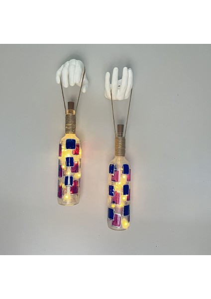 Erkek El Heykeli Dekorlu Lacivert Kırmızı Vitray Şarap Şişesi 2'li Pilli Aplik Set, Duvar Dekor fiyatları