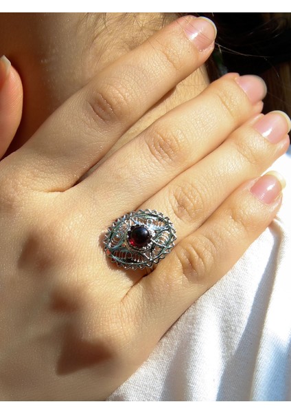 Doğal Taş Garnet (Lal) Doğal Taşlı Telkari Modelli Kadın Ayarlanabilir Gümüş Kaplama Yüzük EUY65GR