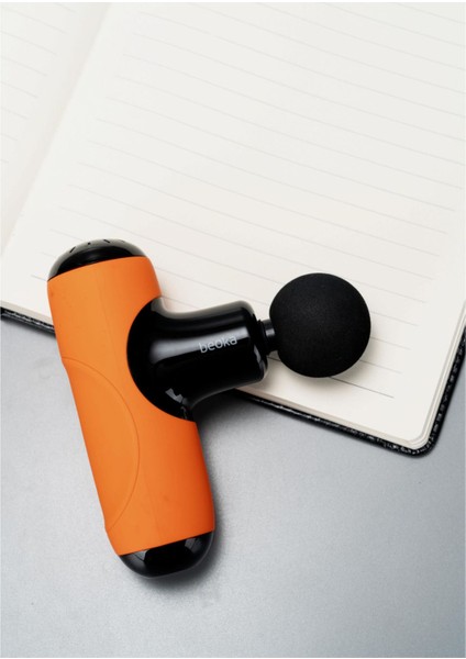 Şarjlı 5 Başlıklı 5 Kademeli Titreşimli Çantalı Profesyonel Mini Masaj Tabancası Q1 fiyatları