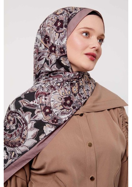 K.vizon Soyut Çiçek Desen Love Şal