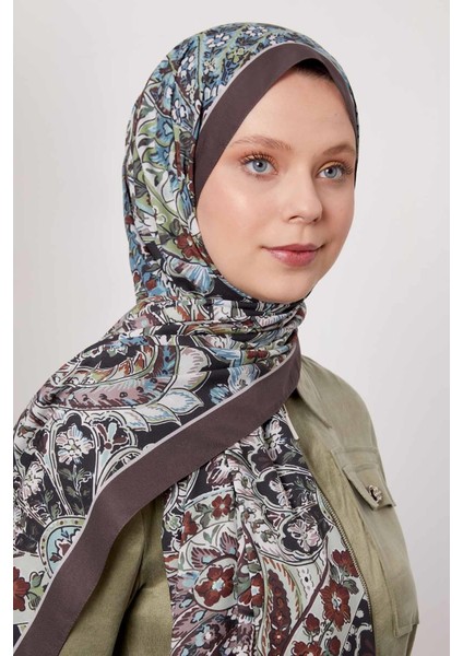 K.kahve Soyut Çiçek Desen Love Şal modelleri