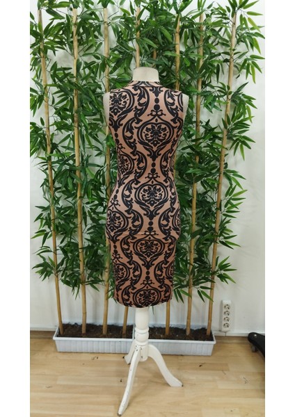 Kadın Kolsuz Yarı Balıkçı Yaka Desenli Dalgıç Elbise