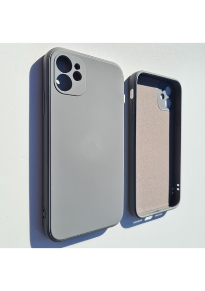 İphone 11 İle Uyumlu Köşeli Kalıp ( 12 GÖRÜNÜMLÜ) Lansman İçi Kadife Esnek Silikon Kılıf