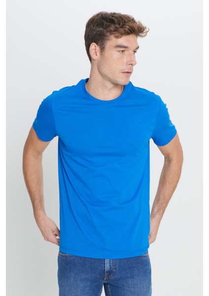 Erkek Saks Mavi %100 Pamuk Slim Fit Dar Kesim Bisiklet Yaka Tişört