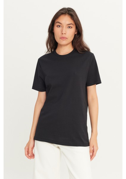 Erkek Siyah %100 Pamuk Slim Fit Dar Kesim Bisiklet Yaka Tişört fırsatları