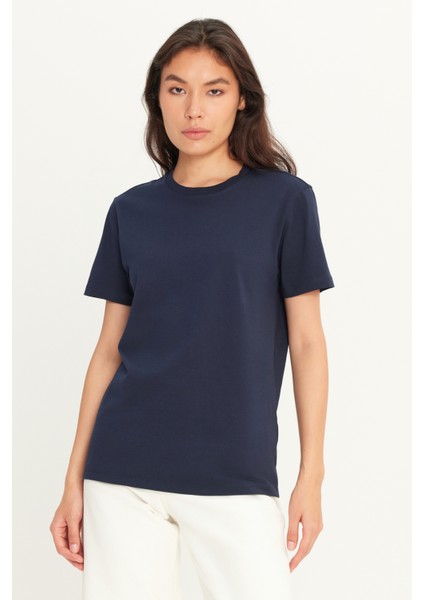 Erkek Lacivert %100 Pamuk Slim Fit Dar Kesim Bisiklet Yaka Tişört