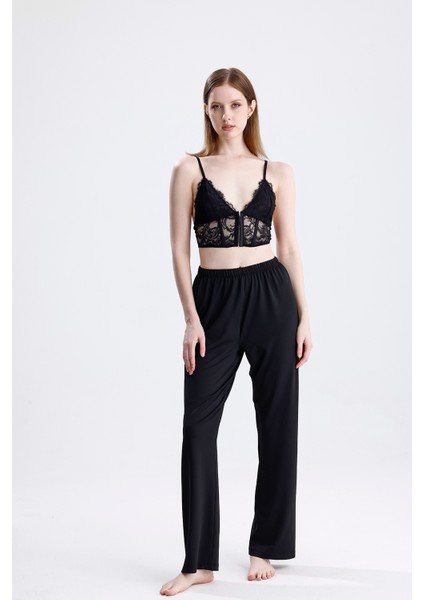 Kadın Siyah Örme Dantelli Ip Askılı Uzun Pijama Takımı Şık ve Rahat Ev Giyim
