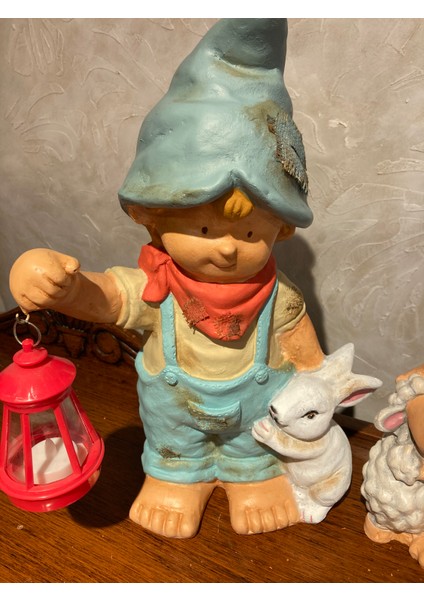 Cüce Erkek Çocuk Tavşanlı Fenerli Bahçe Dekor