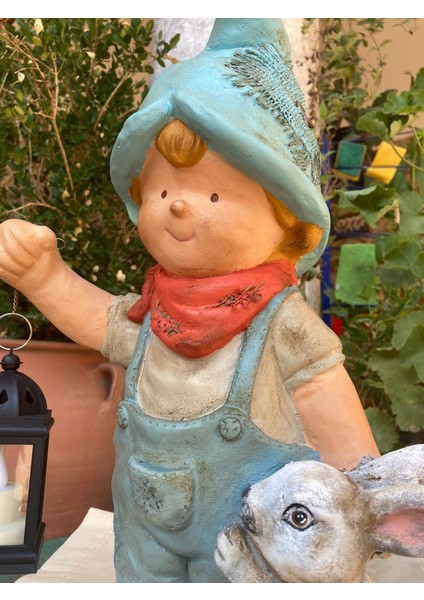 Cüce Erkek Çocuk Tavşanlı Fenerli Bahçe Dekor