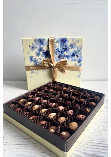 Bean To Bonbon Spesiyal Çikolata Kutusu 500 gr