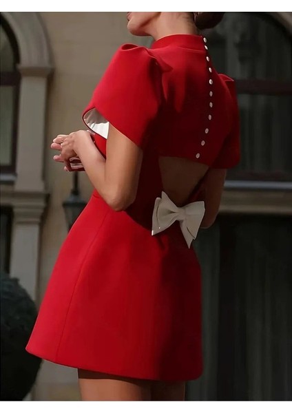 Kadın Kısa Kollu Balıkçı Yaka Arkadan Kelebek Dekolte Detaylı Kısa Atlas Elbise