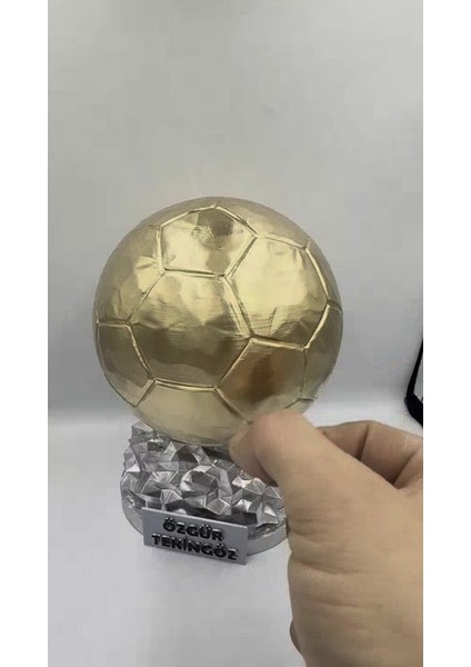 Ballon D'or Messi Altın Balon Kupa 20 cm (400GR ) 1 Adet fiyatları