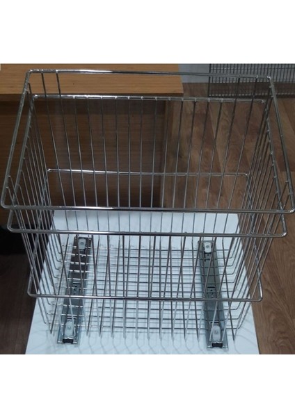 Elite Çamaşır Sepeti Alttan Raylı Teleskopik Metal Genişlik 28 cm Derinlik 30 cm Yükseklik 50 cm 1 Adet modelleri