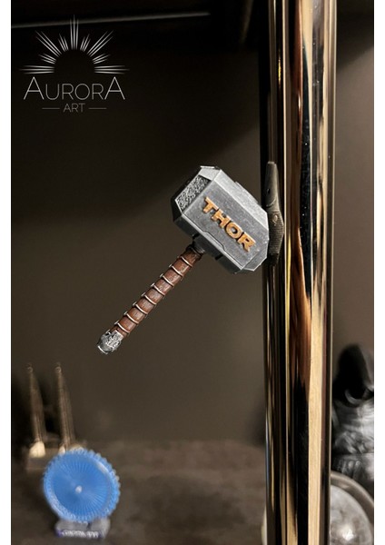 Elite Thor Mjolnir Magnet – Marvel Temalı El Boyaması 3D Reçine Baskı Figür (6cm) 1 Adet