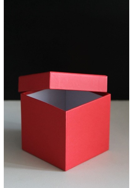 Kırmızı Mini Küçük Kare Sert Hediye Kutusu Hediyelik Kutu 10X10 cm 1 Adet