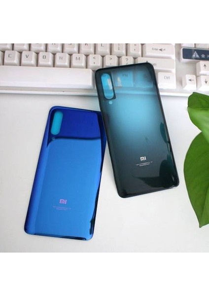 Xiaomi Mi 9 Explorer Arka Pil Batarya Kapak Cam