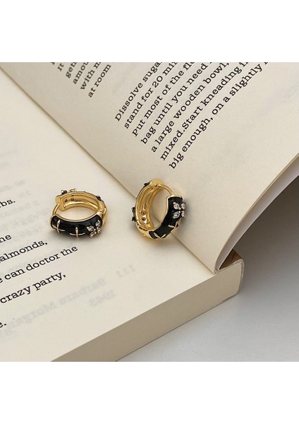 Niş Tasarım Metal Saplama Küpeler Moda Vintage Basit Moda Küpeler (Yurt Dışından)