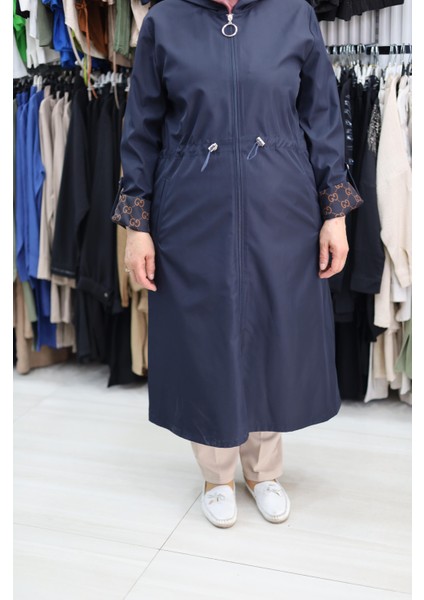 Beli Lastikli ve Fermuarlı Trenç modelleri