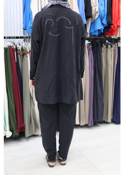 Gömleği Düğmeli Pantolonlu Ikili Takım fırsatları