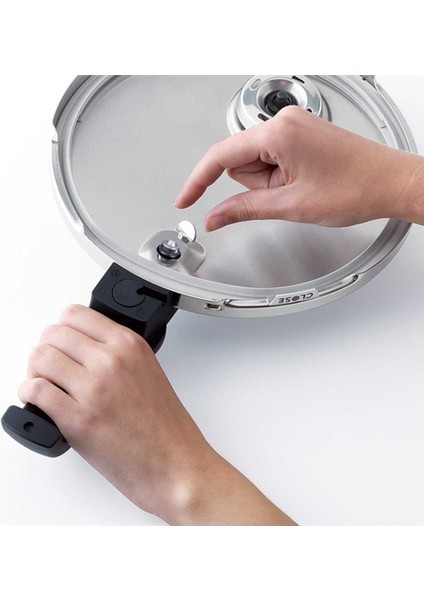 Bluepoint Düdüklü Tencere + Fissler Finecut Sebze Doğrayıcı - Inox / Siyah - 6 lt modelleri