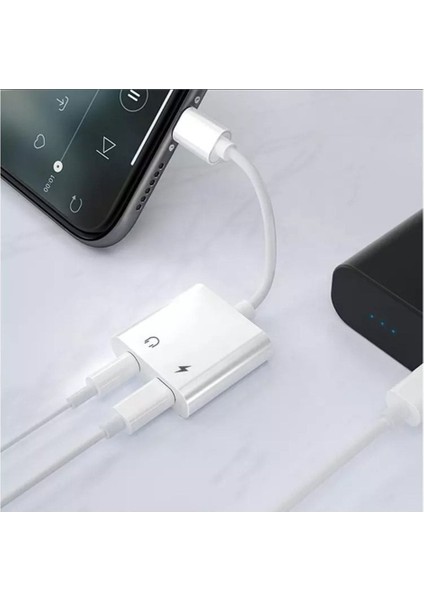 iPhone 7 Plus Uyumlu Şarj Kulaklık Dönüştürücü 3.5mm Jack MH-030