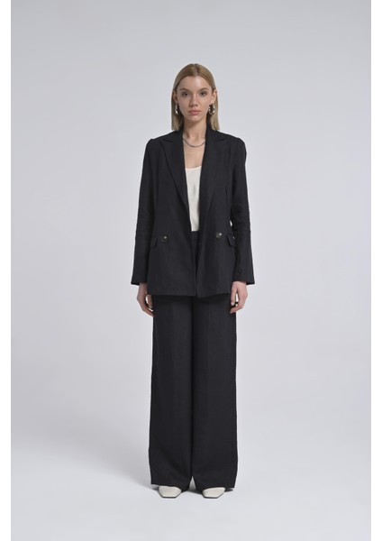 Kadın Siyah Düğmeli Blazer Ceket