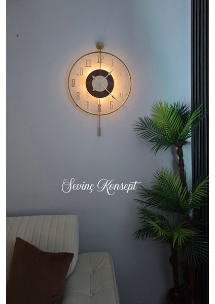Led'li Golden Latin Face Büyük Boy (50 x 75 Cm) Modern Dekoratif Sarkaçlı Metal Duvar Saati indirimleri