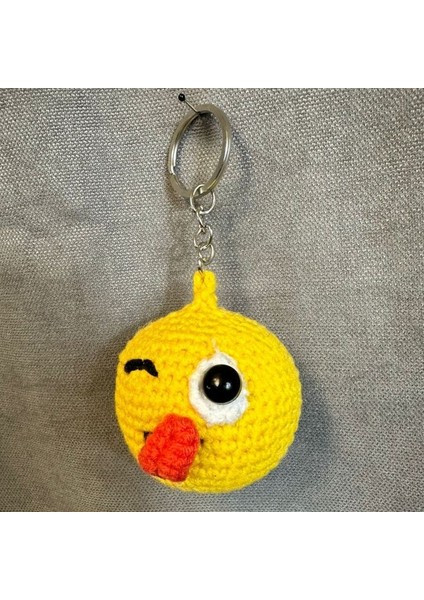 0689 El Yapımı Örgü Dil Çıkaran Emoji Model Anahtarlık