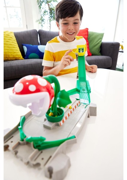 Mario Kart Çılgın Yaratıklar Oyun Seti Serisi - Piranha Plant Slide GCP26-GFY47