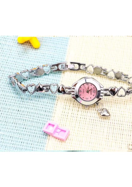 Birleşik Kalpli Yuvarlak Metal Vintage&retro Saat fırsatları