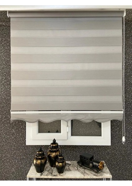 Gri Geniş Pliseli Zebra Stor Perde Eteği Dilimli (Alüminyum Kasa+Metal Ayak
