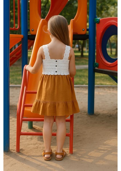 Önü Örgülü Kız Çocuk Elbise