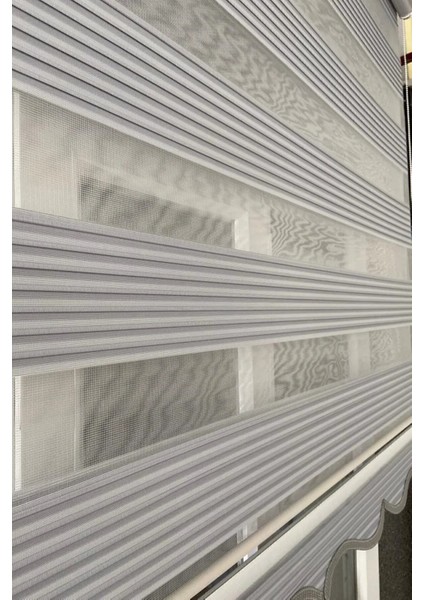 Plisei Stor Zebra Perde Etek Dilimli (Gri)