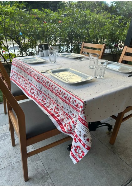 100% Koton Kullanışlı Puantiyeli Uçları Desenli Şık Masa Örtüsü 140X180CM