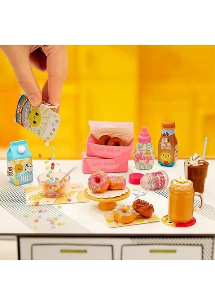 587200 - 591405 Miniverse Cafe Serisi Sürpriz Paket Side Kick - IDS591405