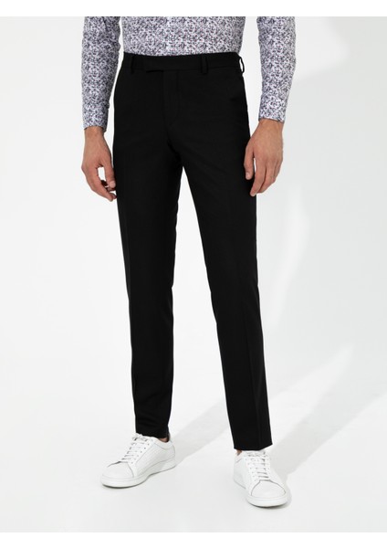 Erkek Siyah Slim Fit Kumaş Pantolon 50258512-VR046