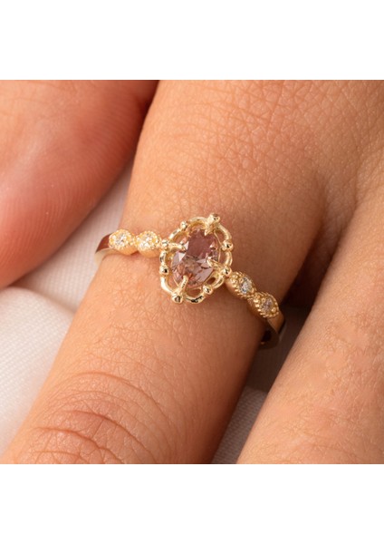 Gümüş Yüzük - 0.60Karat Zultanit Taşlı Gelin Başı Modern Tektaş 925 Ayar Evlilik Teklifi Gümüş Yüzük