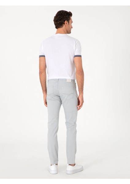 Erkek Buz Mavisi Slim Fit Pamuk Karışımlı Jean Pantolon 50298870-VR036 fırsatları