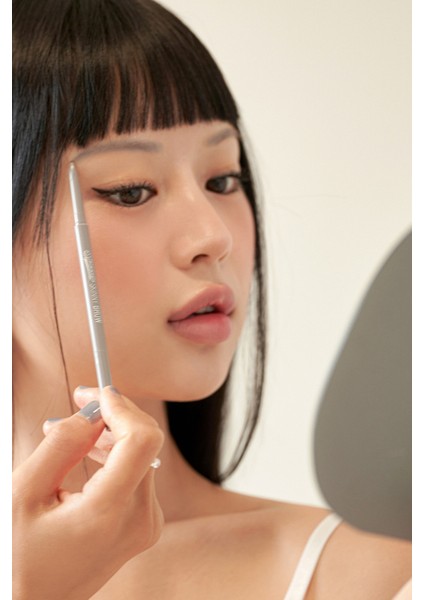 Ultra İnce Uçlu, Doğal Görünüm Veren Kaş Kalemi PERIPERA Speedy Skinny Brow (6 Cool Gray)