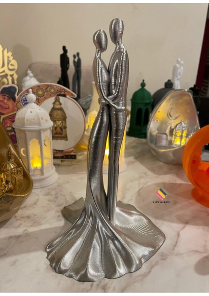 Romantik Çift Biblo - 22CM Şık ve Modern Masaüstü Dekorasyon Hediye Figür Ev Ofis Aşk Love Sevgili