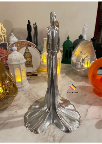 Romantik Çift Biblo - 22CM Şık ve Modern Masaüstü Dekorasyon Hediye Figür Ev Ofis Aşk Love Sevgili